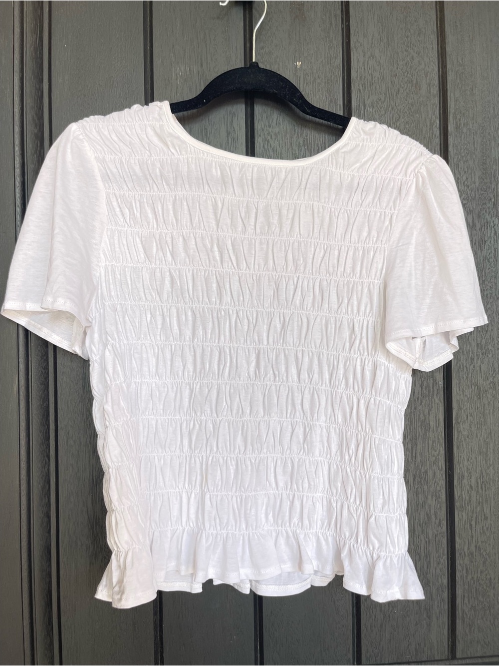 Sanctuary White Smocked Flutter Sleeve Top Size Large